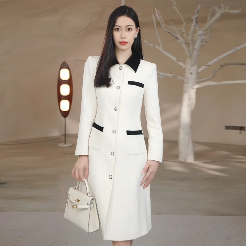 轻熟风通勤装精致收腰连衣裙