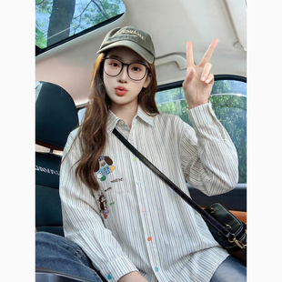 蓝色条纹衬衫女设计感小众2026早春新款卡通印花美式宽松上衣外套