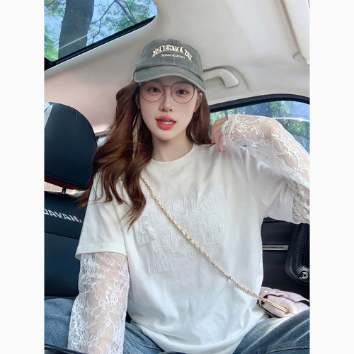 白色蕾丝假两件长袖t恤女2026新款夏韩式拼接设计感防晒罩衫上衣