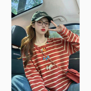 红色条纹磨毛长袖t恤女2026新款春季卡通刺绣复古慵懒内搭打底衫