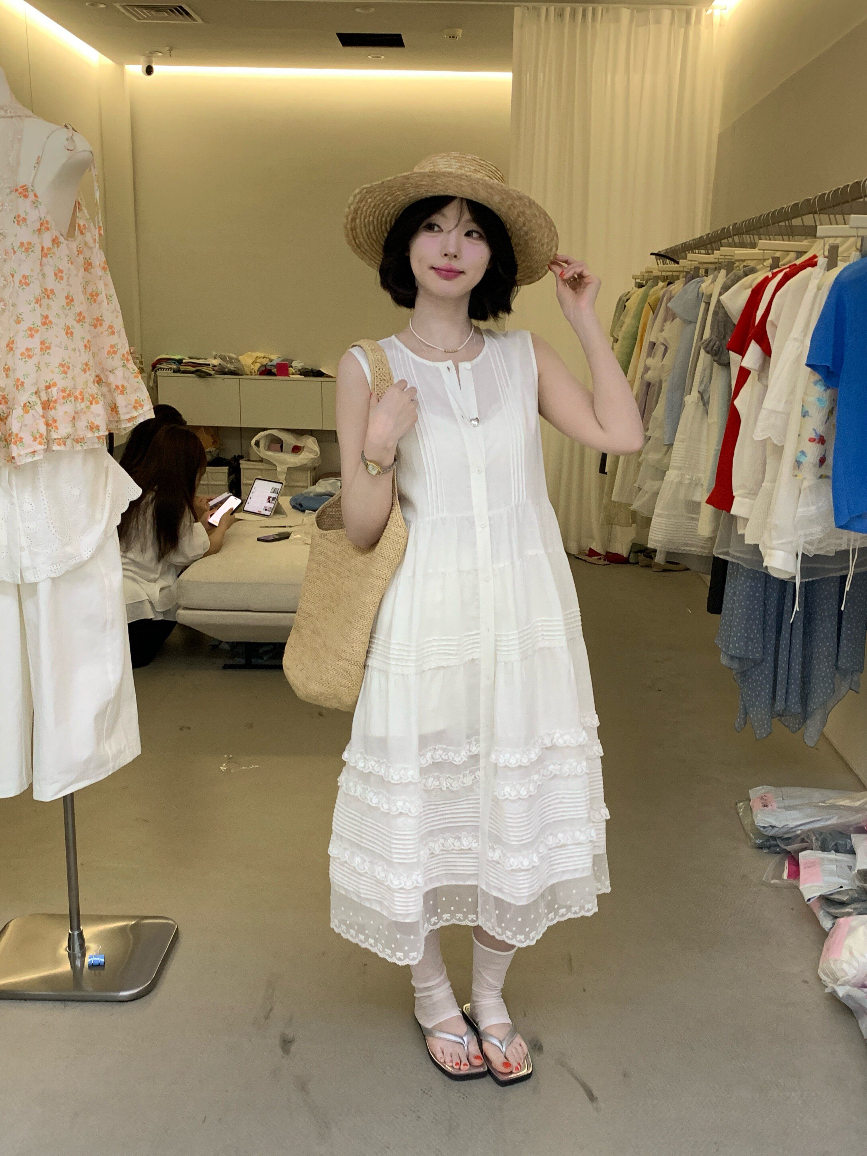 日了个韩｜韩版ins宽松度假风蕾丝花边刺绣压褶亚麻背心连衣裙女