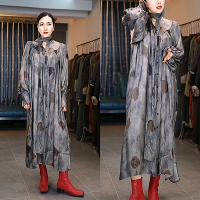 小众设计uma风脏染印花蝴蝶结绑带式宽松显瘦新长袖连衣裙