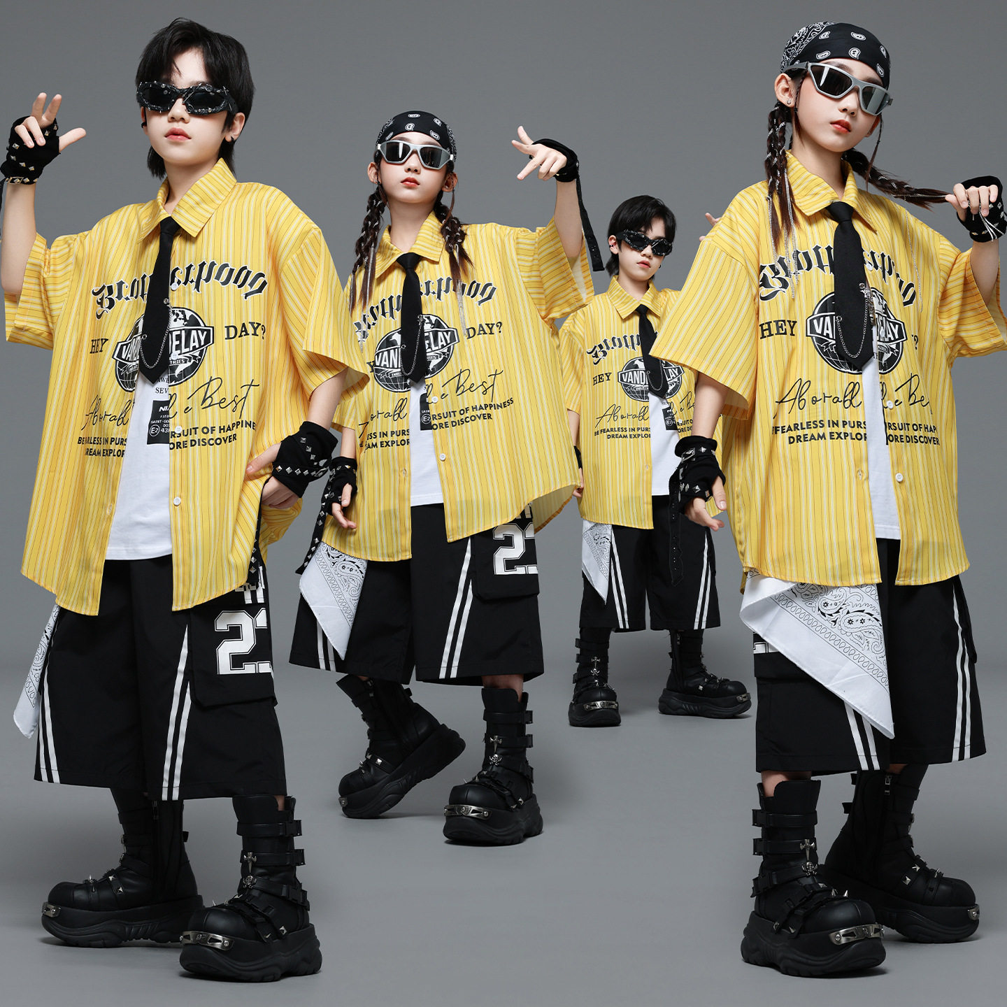 儿童街舞潮服少儿美式嘻哈帅气套装男孩架子鼓表演女生爵士演出服