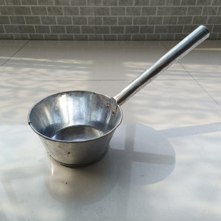 水勺传统老式大号长柄铁水瓢家用加厚手工浇花短柄雪花白铁皮舀子