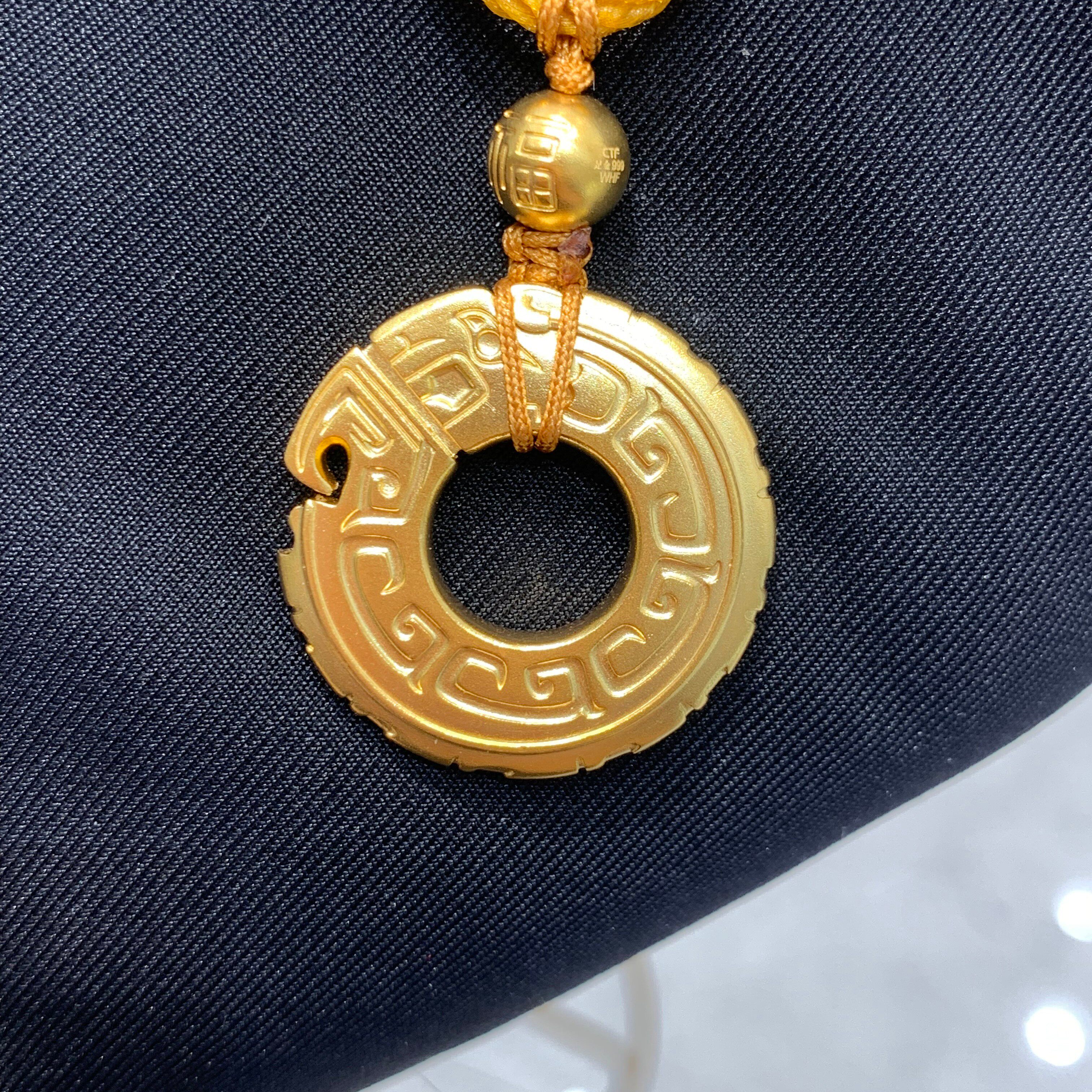 周大福代购 传承龙转乾坤龙纹平安扣足金黄金项链正品七折 r35070