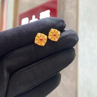 周大福代购 故宫系列镶钻锦绣团花珐琅黄金钻石耳钉 定价7折RU904