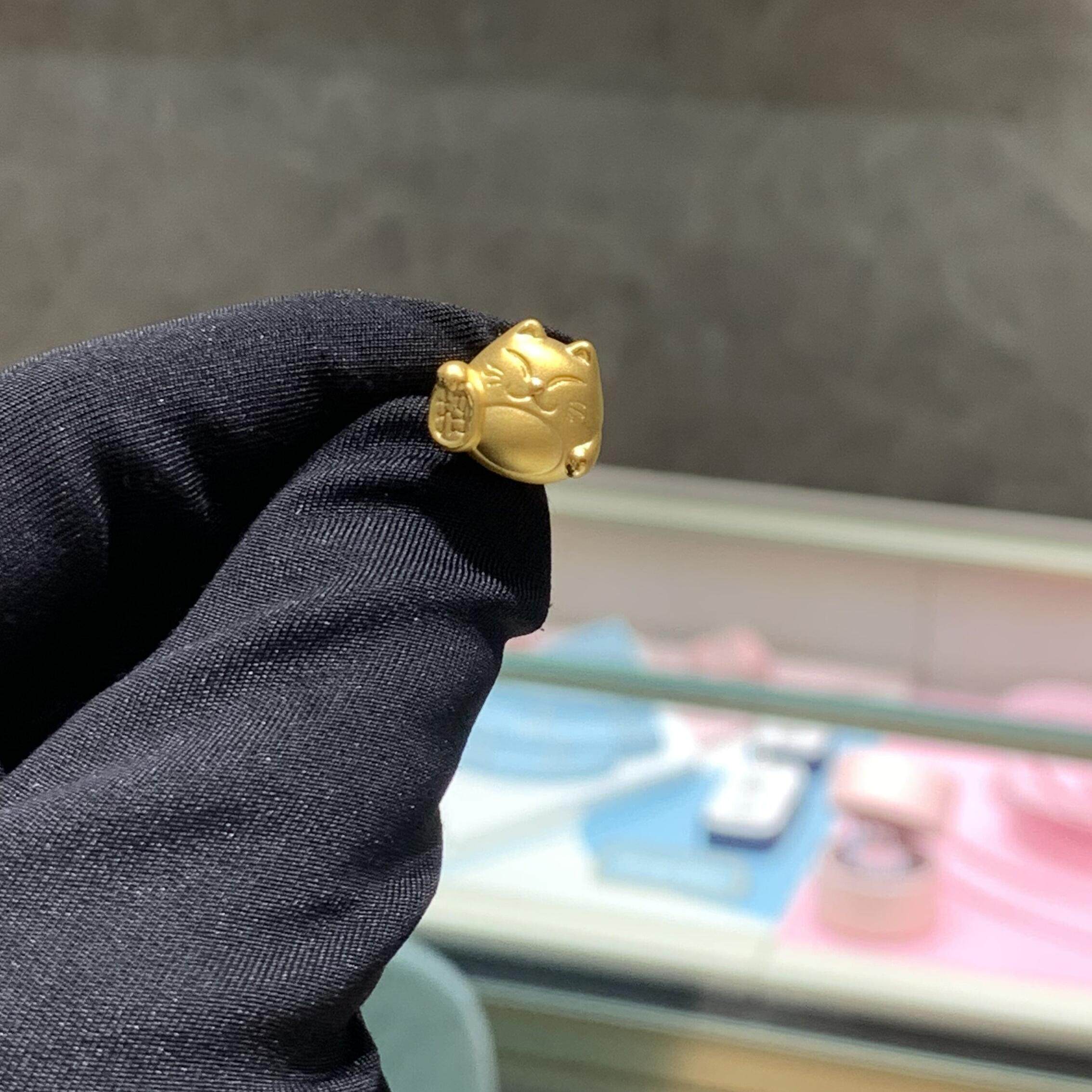 周大福代购 招财猫足金黄金转运珠吊坠DIY手串 定价7折定价R32948