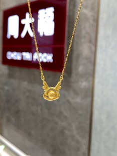 周大福代购新款龙年生肖系列可爱小巧龙足金黄金项链 计价F233117