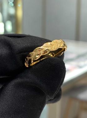 周大福波纹麦穗可调节黄金戒指