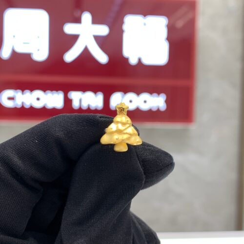 周大福星星圣诞树黄金转运珠吊坠