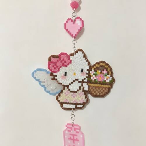 拼豆车载挂件Hellokitty