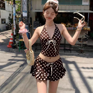 泳衣女高级感法式 复古分体裙子挂脖保守小胸聚拢海岛度假温泉泳装
