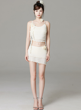 泳衣女高级感2025新款分体超仙性感绝美蕾丝小胸聚拢温泉度假泳装