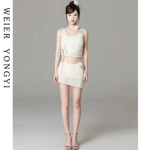 泳衣女高级感性感绝美度假泳装