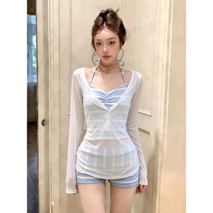 泳衣女款2026新款性感V领长袖分体平角裤挂脖小胸三件套度假泳装