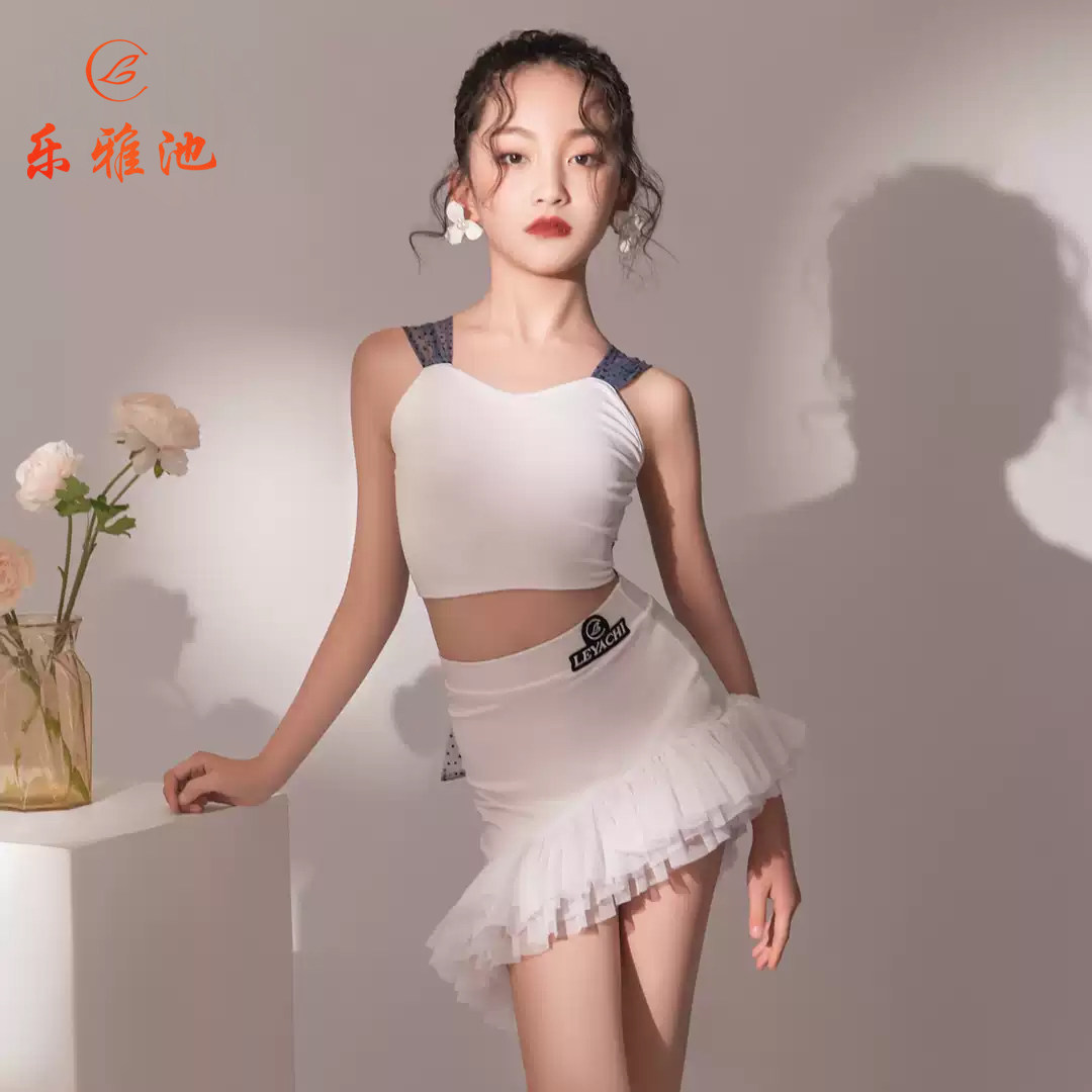 乐雅池女荷叶边分体拉丁服练功服图片