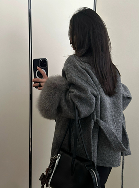 TOO家-羊毛外套(配腰带,可拆卸狐狸袖毛)2509102184K
