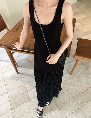 INHERE2026新款法式气质褶皱背心度假长裙拼接肌理纱裙连衣裙女