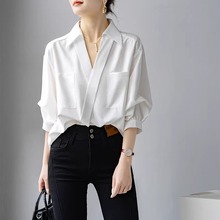 白色设计感V领衬衫女2024夏装新款宽松显瘦薄款轻奢高级上衣