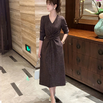 2025年新款秋冬时尚系带高级感气质小个子收腰修身长袖连衣裙女款