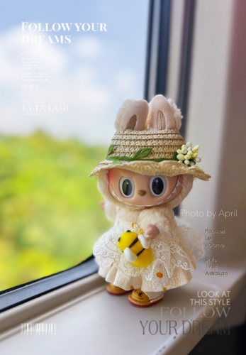 一二三代代钥匙扣Labubu衣服可乐挂件拉布布娃衣雏菊朵朵草帽套装