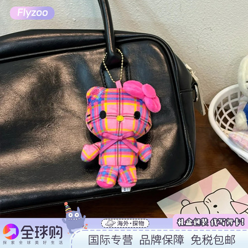 日本50周年限定英伦格纹HelloKitty挂件可爱KT猫玩偶书包挂饰礼物