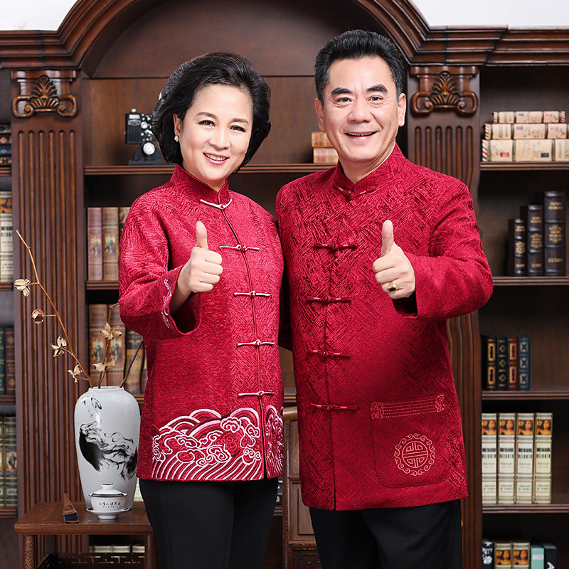 拾福中老年唐装男女情侣套装秋季外套老年人过寿生日婚礼寿星衣服属于什么档次？