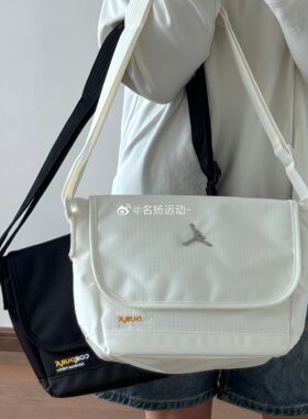 Nike耐克JORDANAJ通勤斜挎包