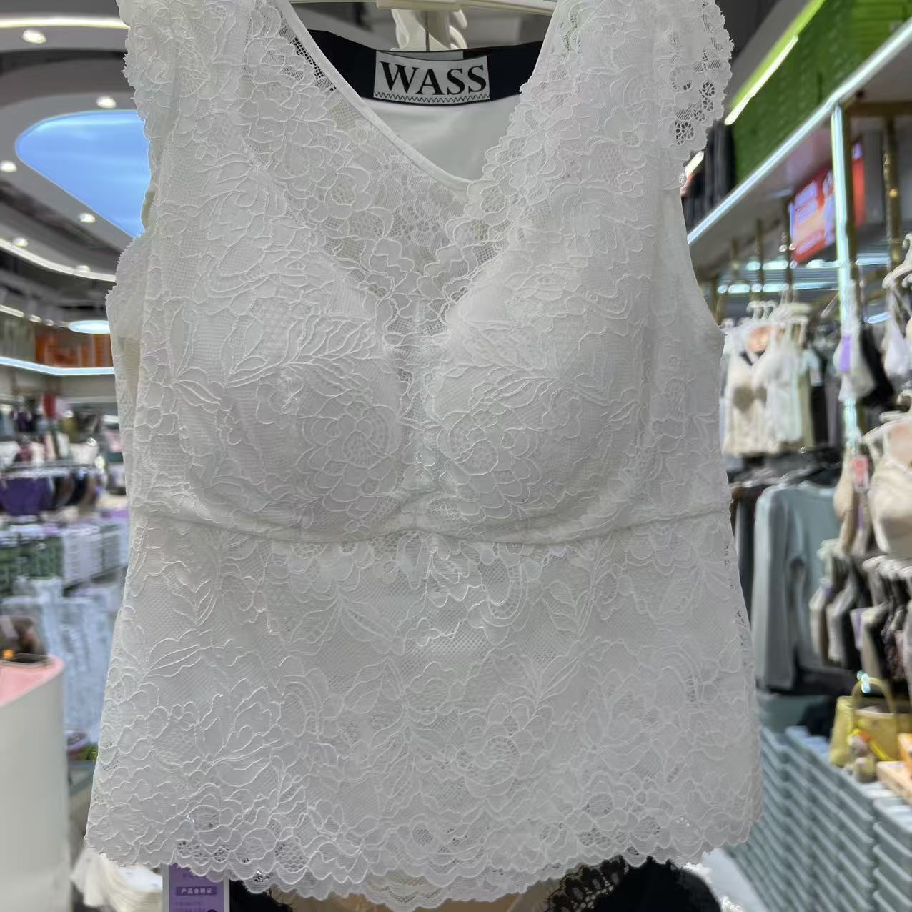 东方茜维诗7346法式蕾丝美背露背打底外穿一体带胸垫背心无钢圈秋