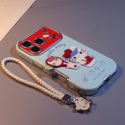 ins网球刺绣kt猫适用于iPhone17手机壳17pro新款苹果16promax侧边图案卡通15皮质全包14女可爱13防摔16保护套