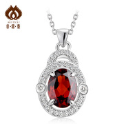 Very Thai Garnet pendant 925 sterling silver Crystal pendant necklace chain clavicle ladies silver jewelry