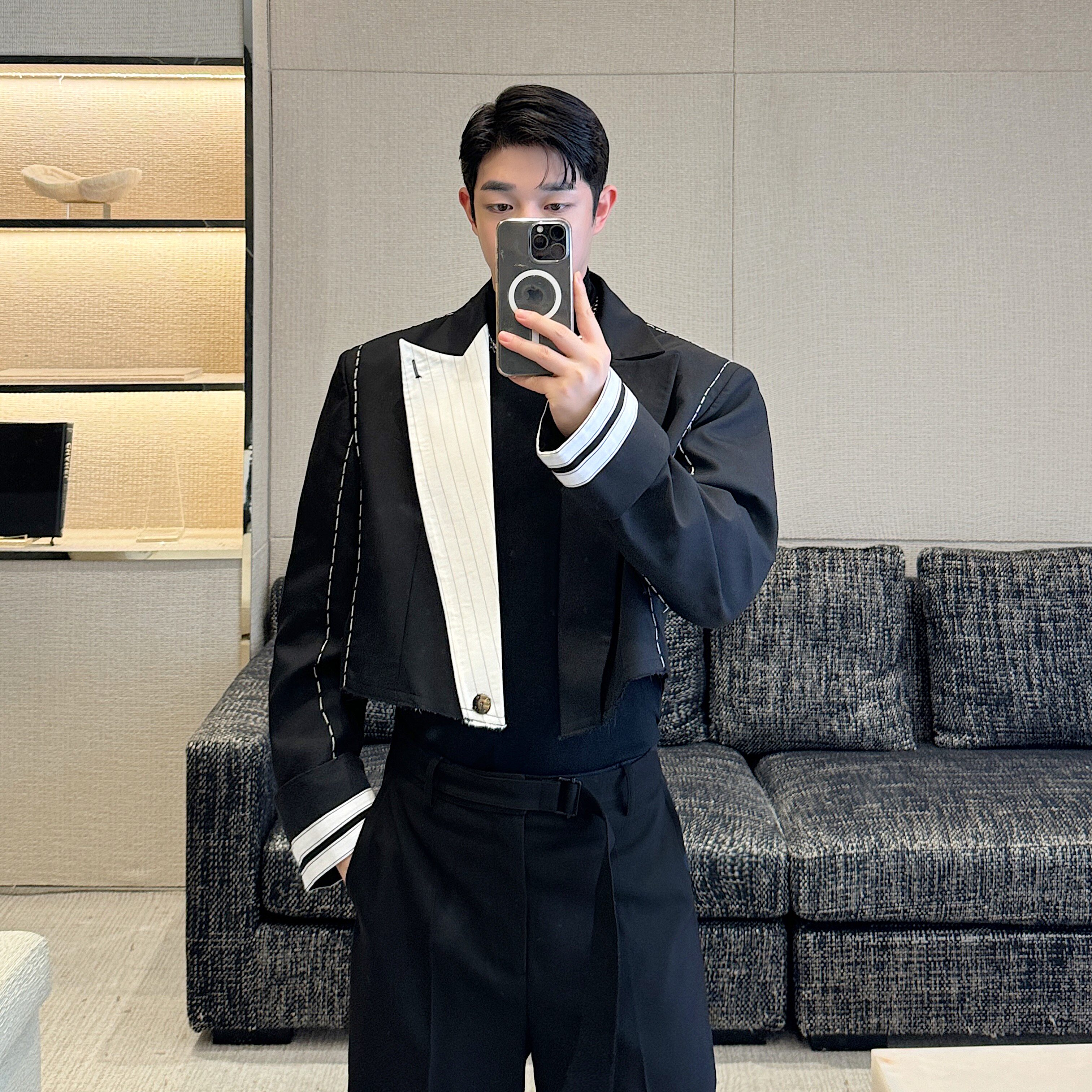 小众设计师小香撞色明线短款廓形西装外套W2503P145,男装西服套装,电商C212