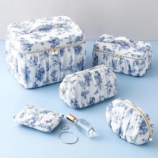日本Francfranc薄纱经典花卉化妆箱包饰品收纳便携纸巾包女用优雅
