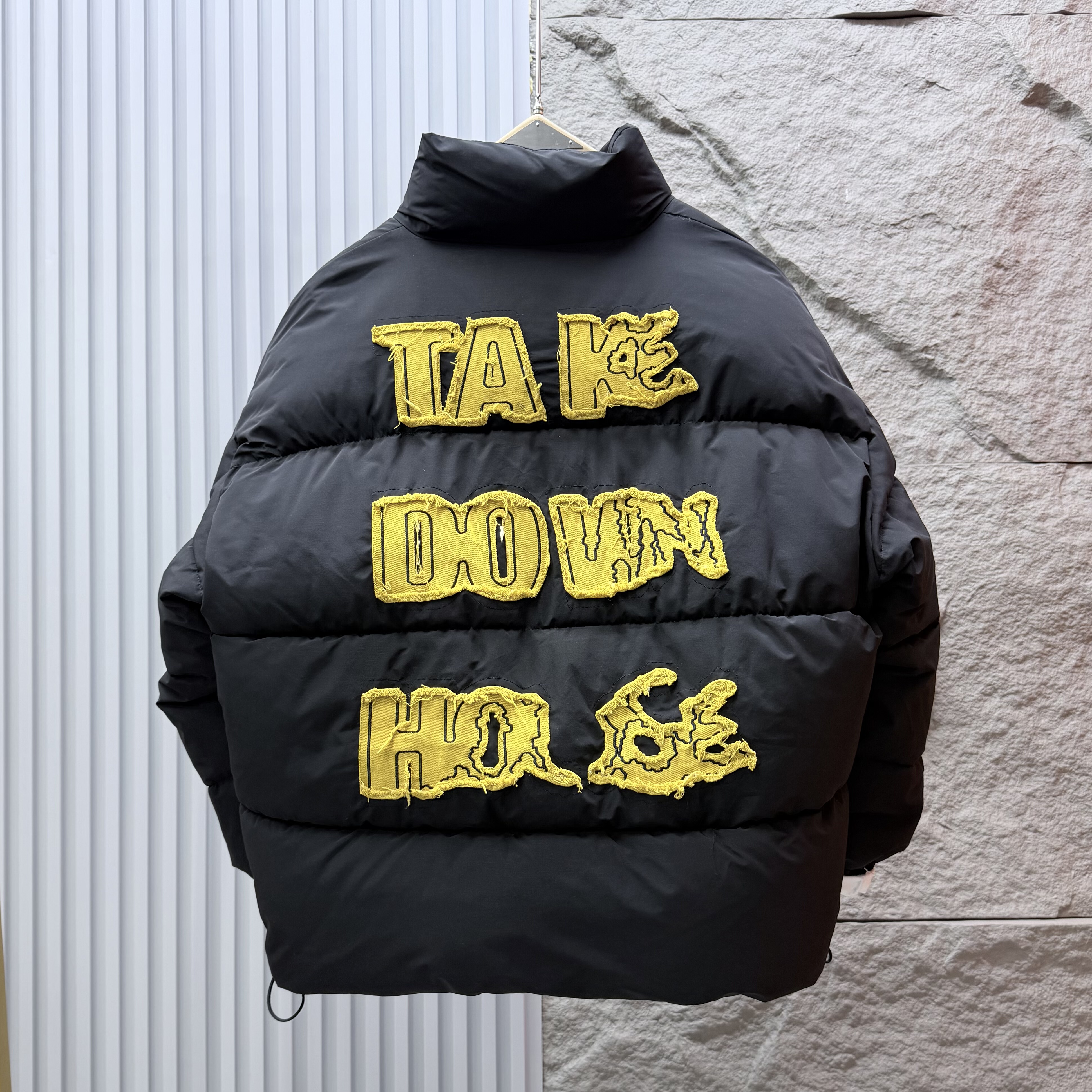 冬季新款潮牌立领刺绣棉服