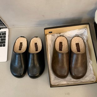 软底休闲外穿勃肯拖鞋 皮面包头厚底加绒保暖半拖女鞋 2025秋冬新款
