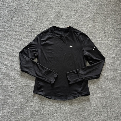 Nike/耐克 女子防晒运动跑步训练速干透气圆领长袖T恤HQ0504-010
