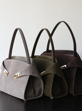 小众轻奢简约手提腋下包大容量时尚通勤真皮包秋冬磨砂托特包女