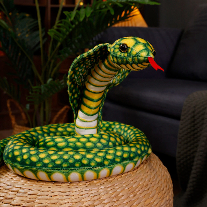 跨境仿真蛇公仔眼镜蛇玩偶毛绒玩具长条生肖蟒蛇搞怪整蛊道具盘蛇