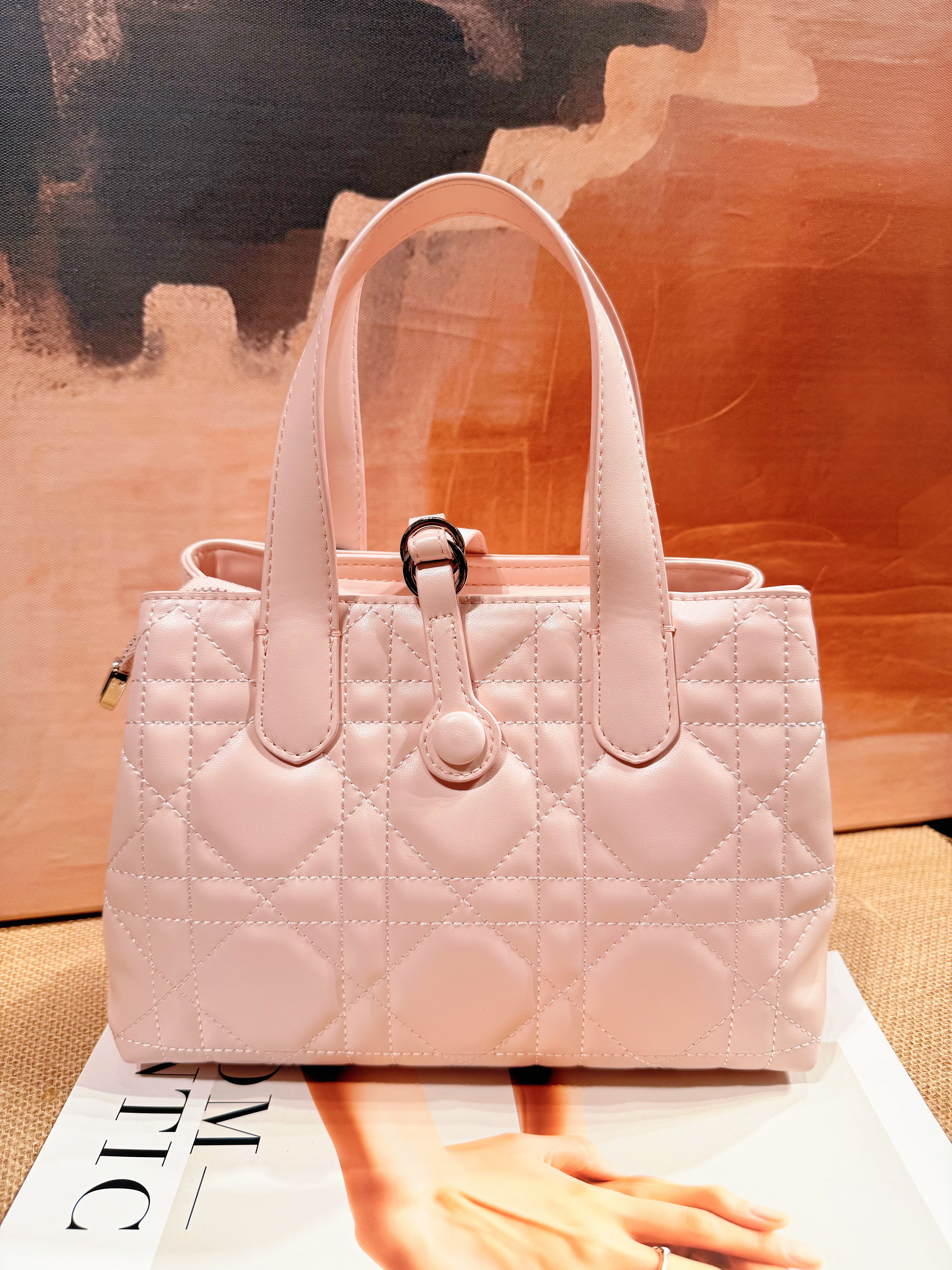 2026新款时尚手提百搭真皮油蜡皮高级感单肩斜挎休闲通勤女皮包