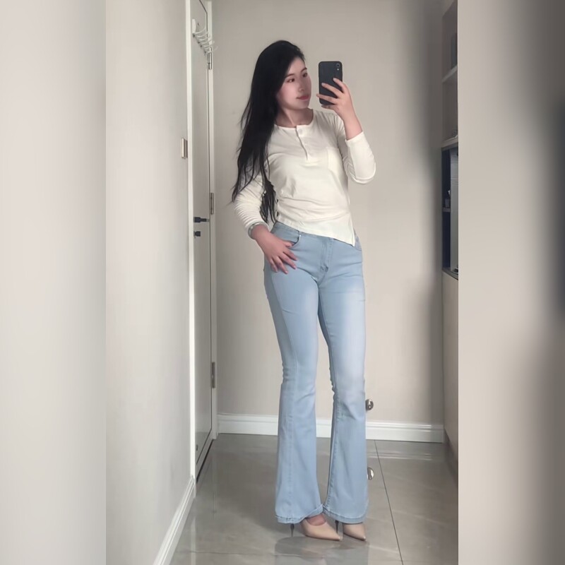 高腰微喇牛仔裤女浅蓝色修身显瘦丰胯喇叭长裤弹力小个子显腿长