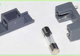 5*20mm 保险丝座 盒 线路板保险丝座 灰色 褐色 玻璃管保险丝座
