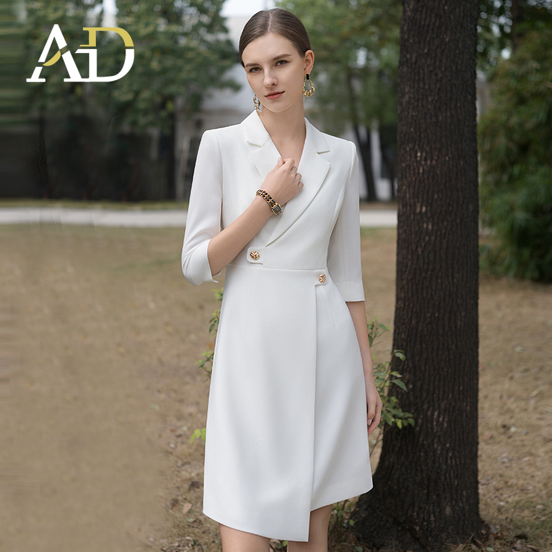 AD知性白色连衣裙女2024春夏新款通勤收腰A字裙不规则下摆西装裙