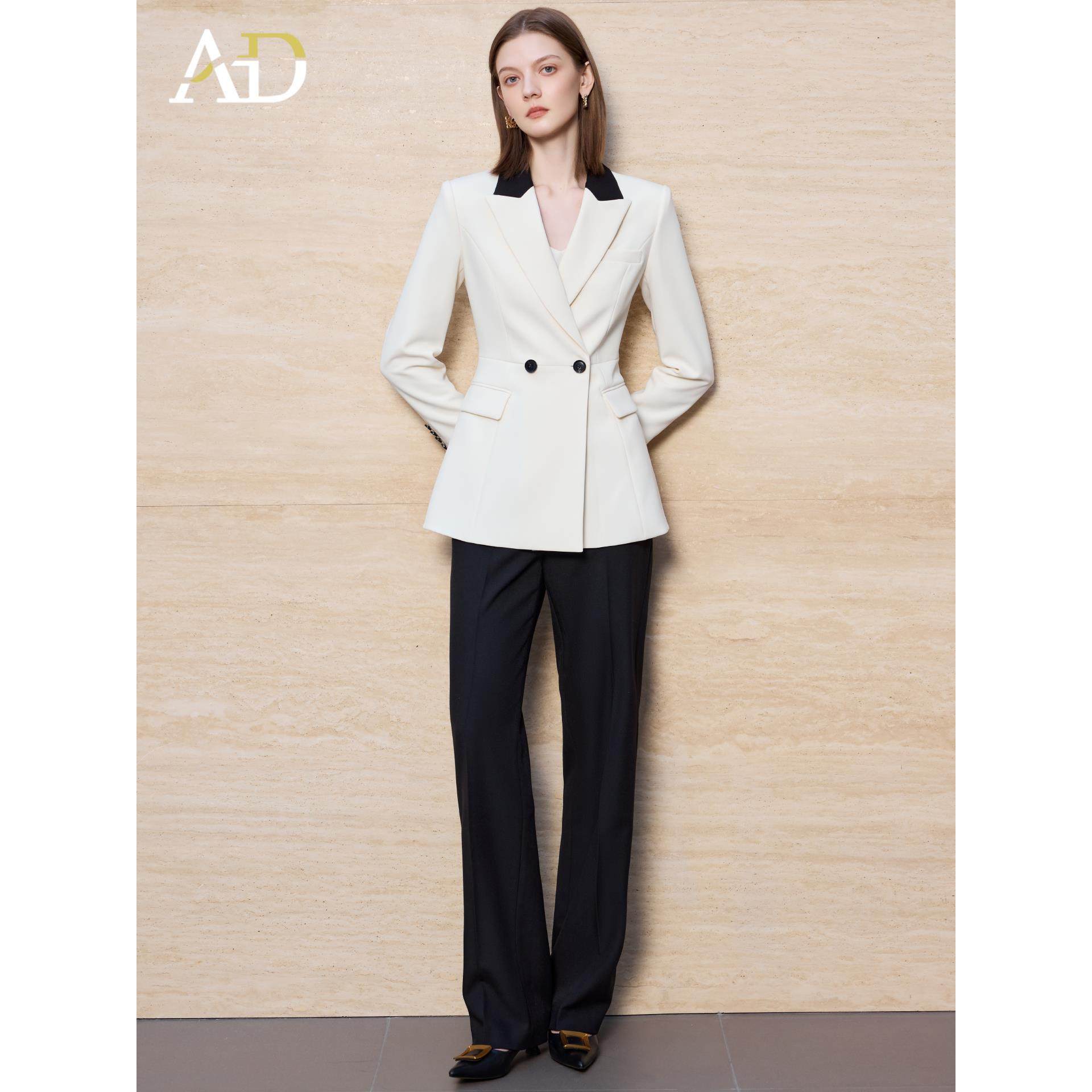 AD高级感白色西装套装女2025新款春秋气质女神范职业装阔腿裤正装