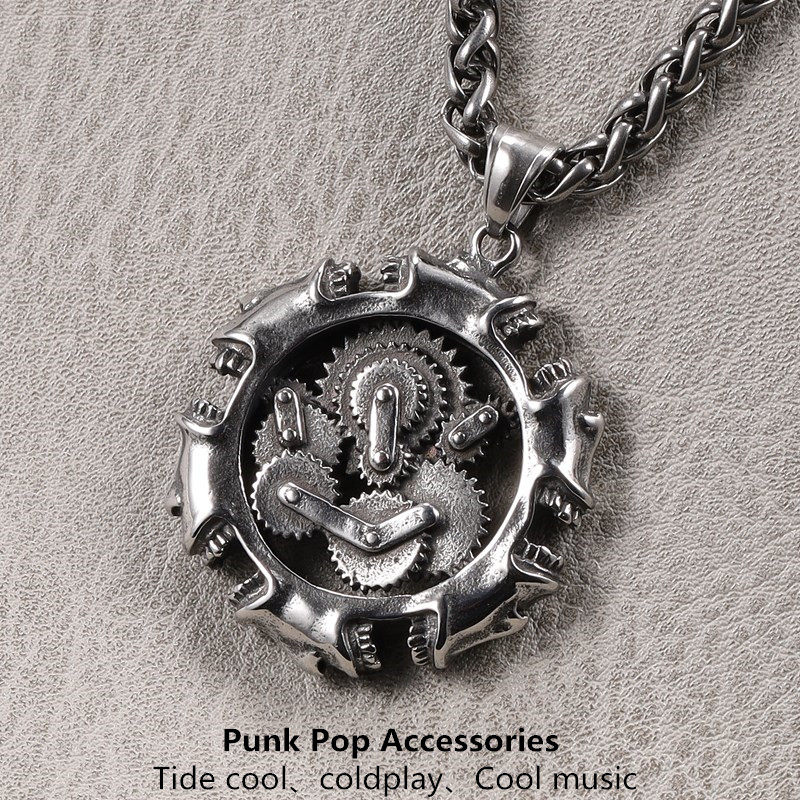 ins欧美摩托机车齿轮男士项链钛钢个性吊坠朋克嘻哈摇滚挂链潮男