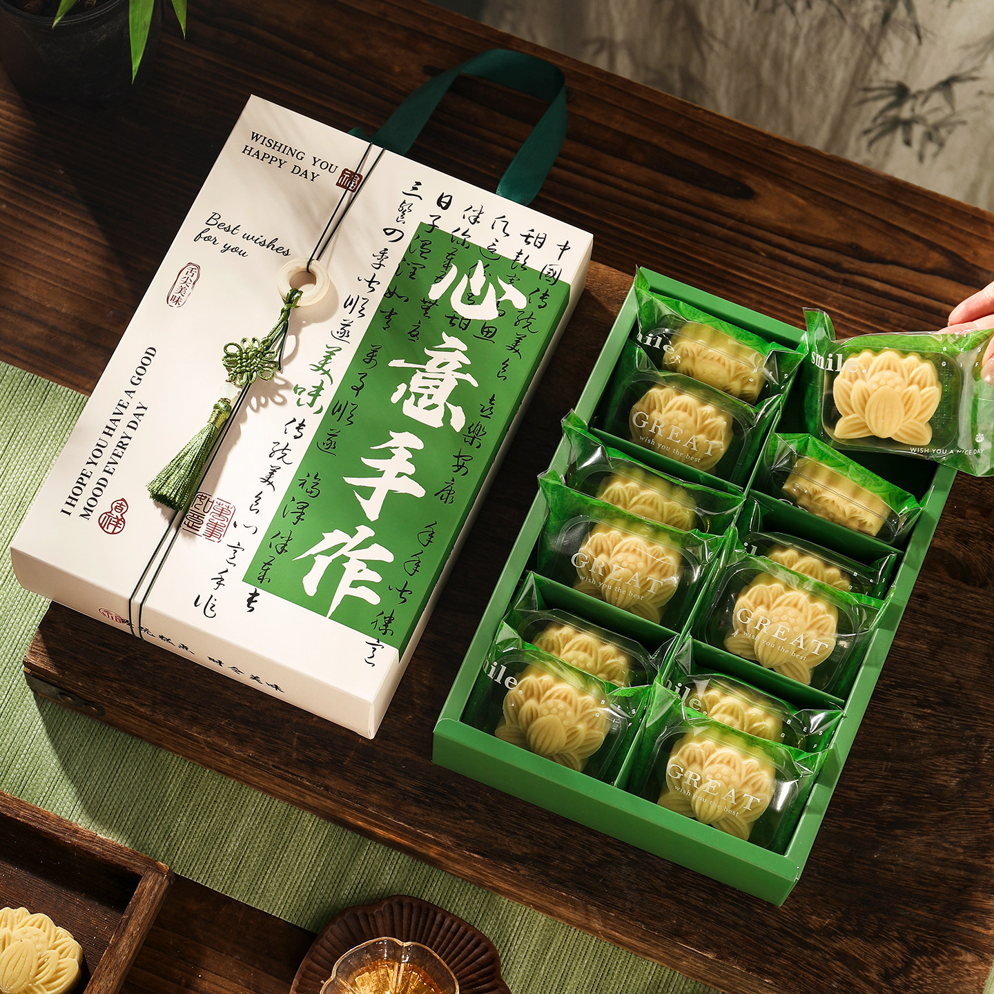 新款端午绿豆糕包装盒6粒蛋黄酥盒子绿豆冰糕中秋礼盒空盒月饼盒