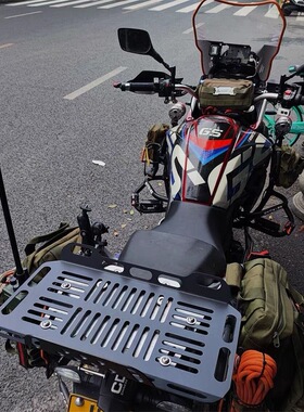 蜀峰通用型摩托车后货架托盘后驮包尾包托盘支架适用ADV复古街车