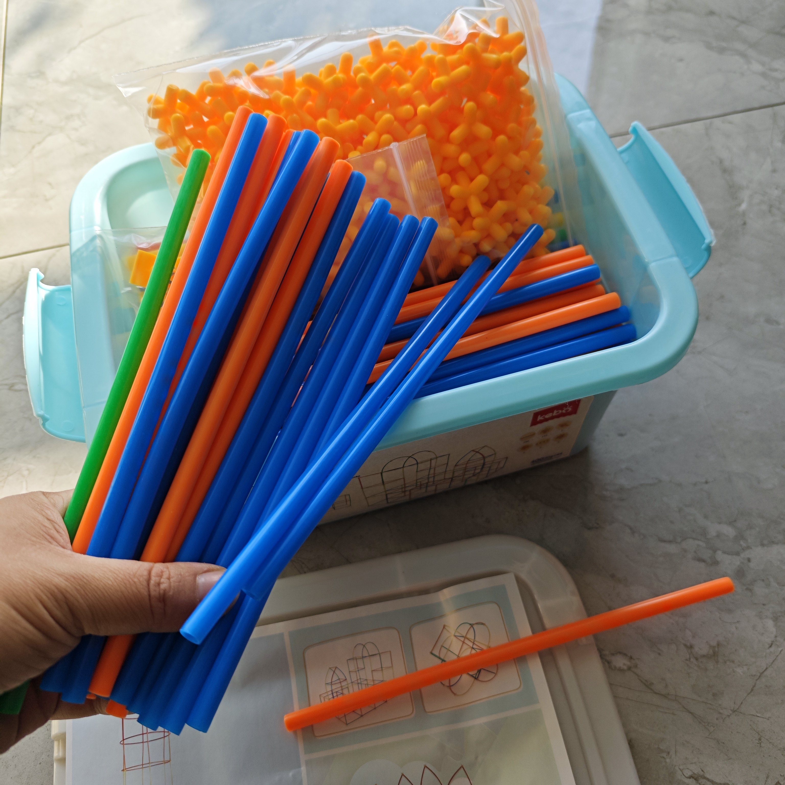 幼儿园小中大班玩教具建构区域材普通塑料积木