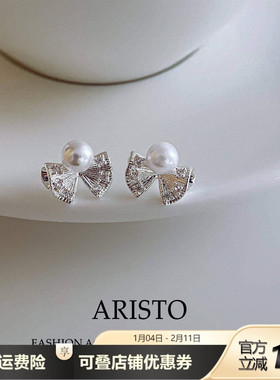 精致银色小巧蝴蝶结珍珠耳钉设计法式轻奢通勤耳坠高级感时尚耳饰