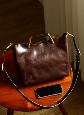 peshawar | 小众轻奢咖啡色水桶包女植鞣牛皮深棕色高级感通勤包