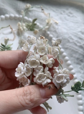 微钩永生花手工钩织蕾丝线花朵手环女生饰品手链礼物清新梨花